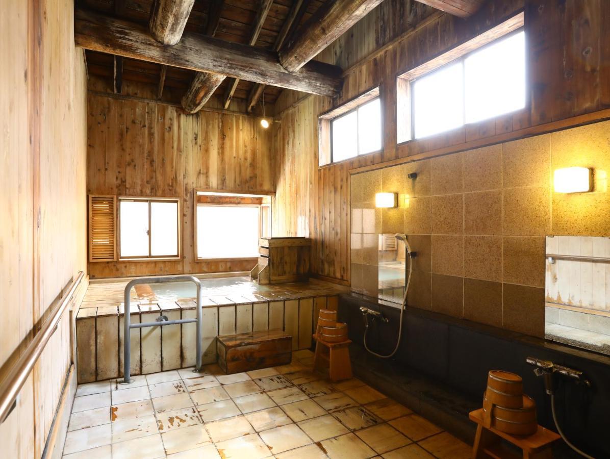 Manza Onsen Nisshinkan Цумаґой Екстер'єр фото